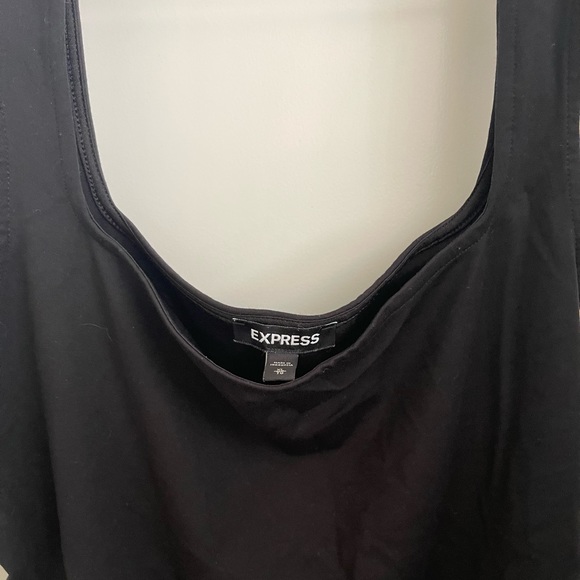 Black Crop Express Tank - Picture 2 of 3
